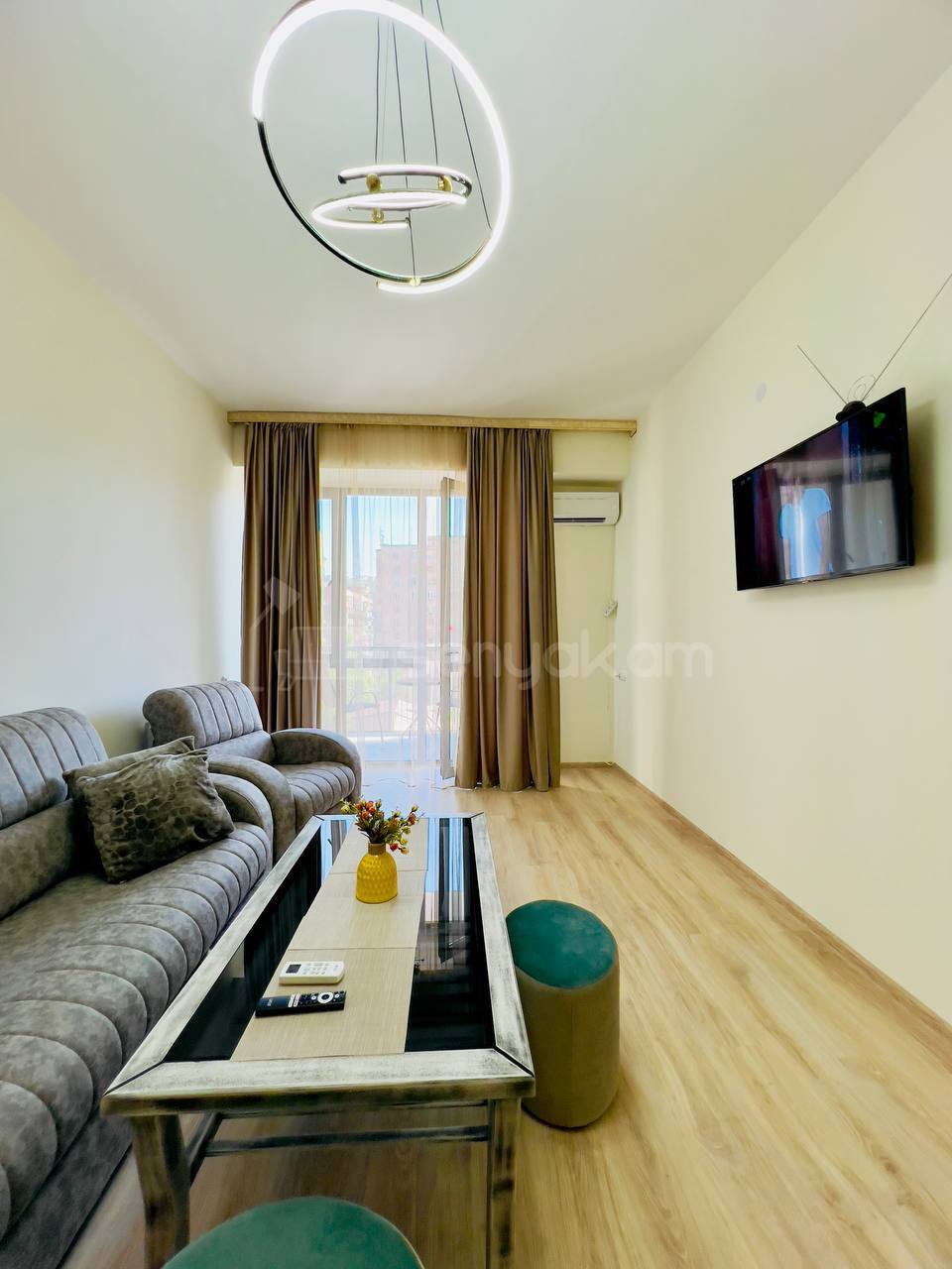 2 Սենյականոց Բնակարան Նորակառույցում, 60քմ, 6/15 հարկ, Դիզայներական Վերանորոգված, Կահավորված
