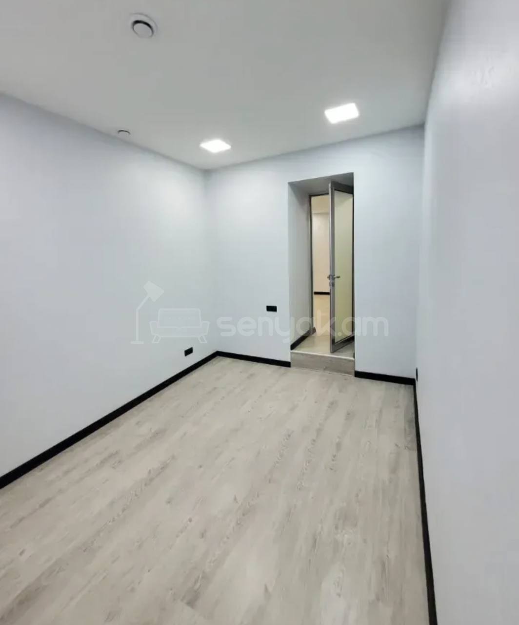 Օֆիսային Տարածք, 58քմ, Կապիտալ Վերանորոգված