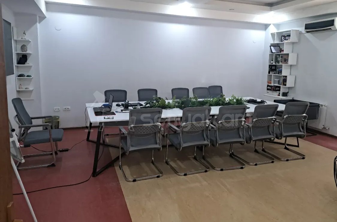 Օֆիսային Տարածք, 36քմ, Կապիտալ Վերանորոգված