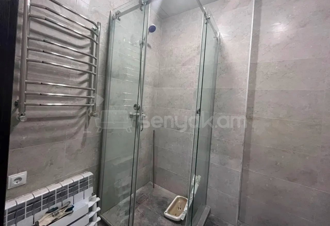 3 Սենյականոց Բնակարան Նորակառույցում, 88քմ, 3/16 հարկ, Դիզայներական Վերանորոգված