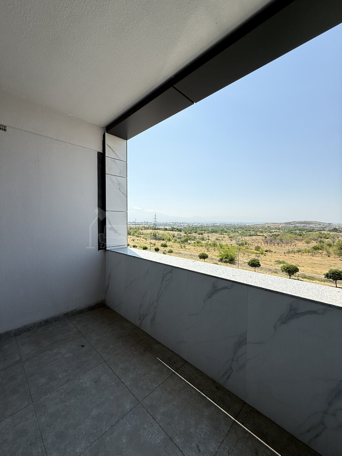 2 Սենյականոց Բնակարան Նորակառույցում, 55քմ, 4/18 հարկ, Կապիտալ Վերանորոգված