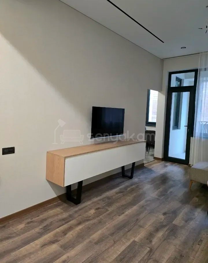3 Սենյականոց Բնակարան Նորակառույցում, 88քմ, 3/16 հարկ, Կապիտալ Վերանորոգված