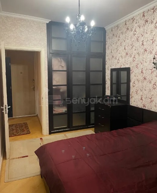 2 Սենյականոց Բնակարան Քարե Շենքում, 65քմ, 2/5 հարկ, Նորմալ Վիճակում