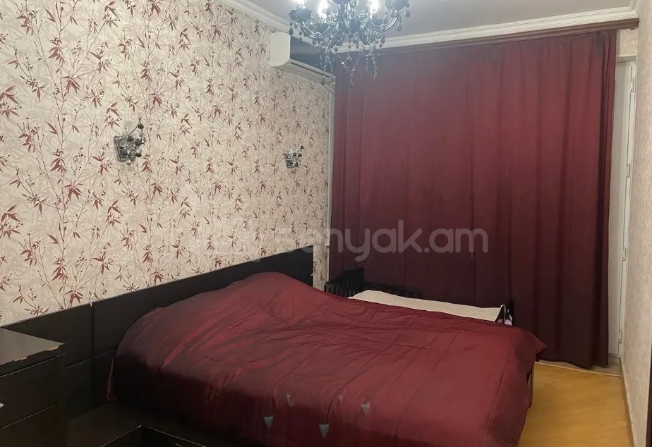 2 Սենյականոց Բնակարան Քարե Շենքում, 65քմ, 2/5 հարկ, Նորմալ Վիճակում