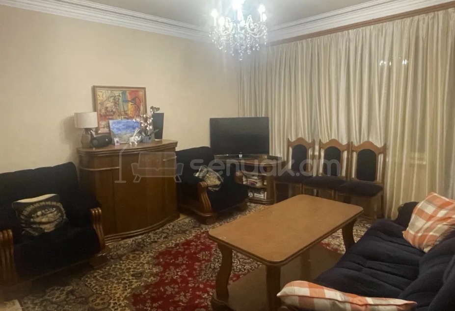 2 Սենյականոց Բնակարան Քարե Շենքում, 65քմ, 2/5 հարկ, Նորմալ Վիճակում