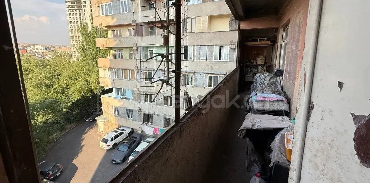 2 Սենյականոց Բնակարան, 76քմ, 5/14 հարկ, Պետական Վիճակում