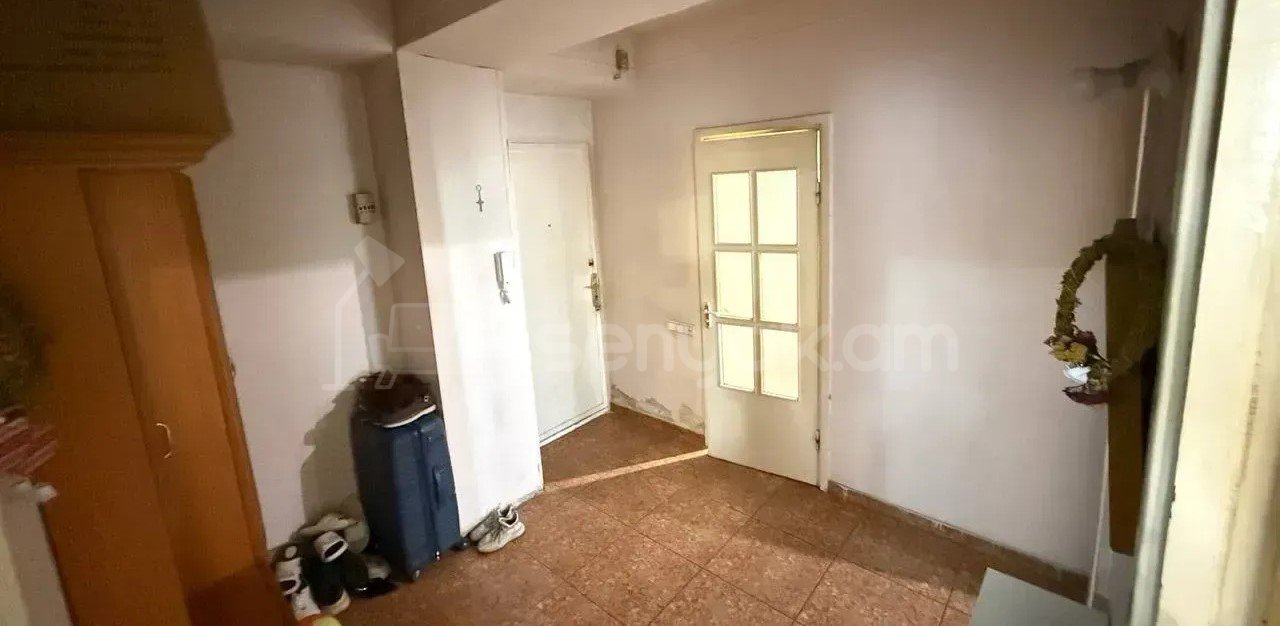 2 Սենյականոց Բնակարան, 76քմ, 5/14 հարկ, Պետական Վիճակում