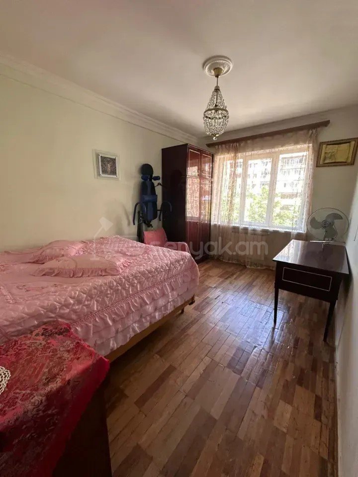 3 Սենյականոց Բնակարան, 73քմ, 3/9 հարկ, Կոսմետիկ Վերանորոգված