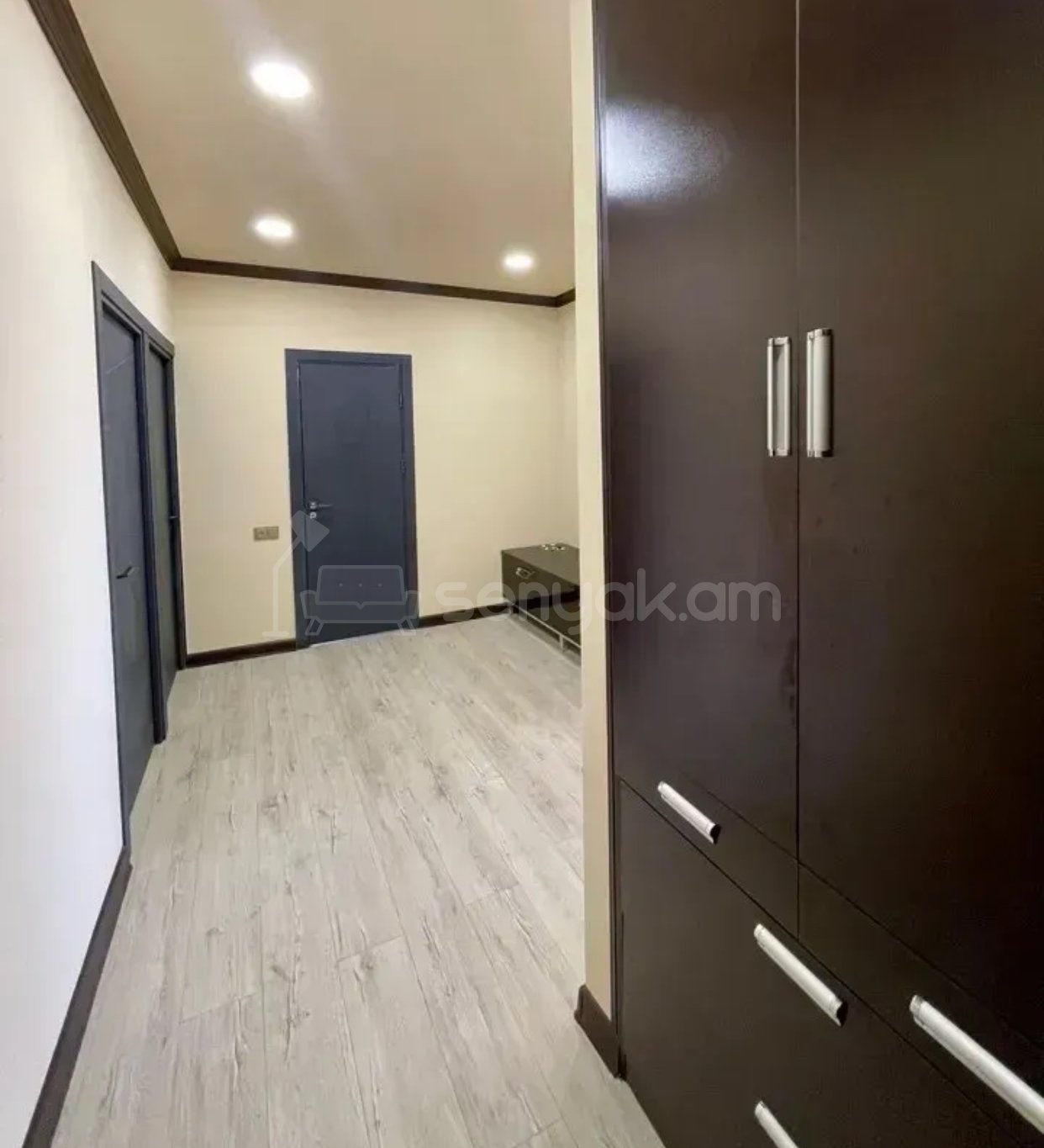 3 Սենյականոց Բնակարան Նորակառույցում, 105քմ, 2/16 հարկ, Դիզայներական Վերանորոգված