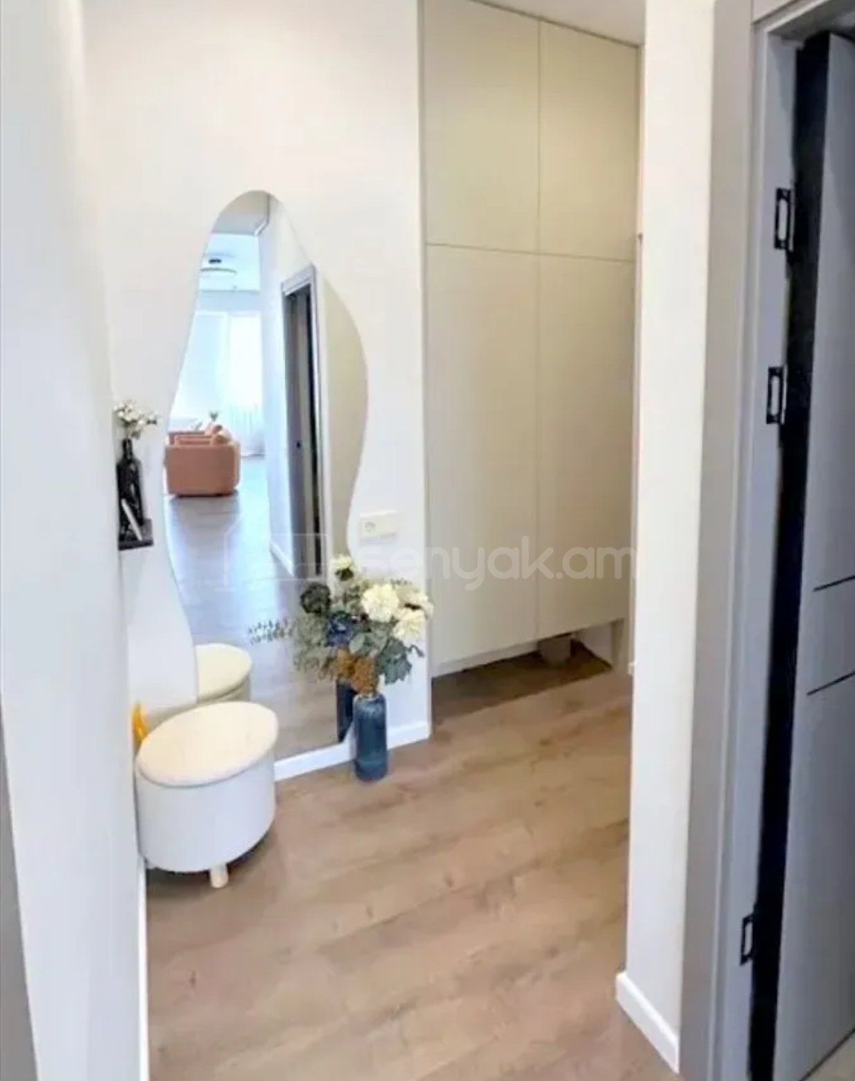 2 Սենյականոց Բնակարան Նորակառույցում, 80քմ, 6/9 հարկ, Դիզայներական Վերանորոգված