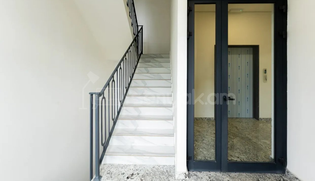 2 Սենյականոց Բնակարան Նորակառույցում, 50քմ, 11/15 հարկ, Դիզայներական Վերանորոգված