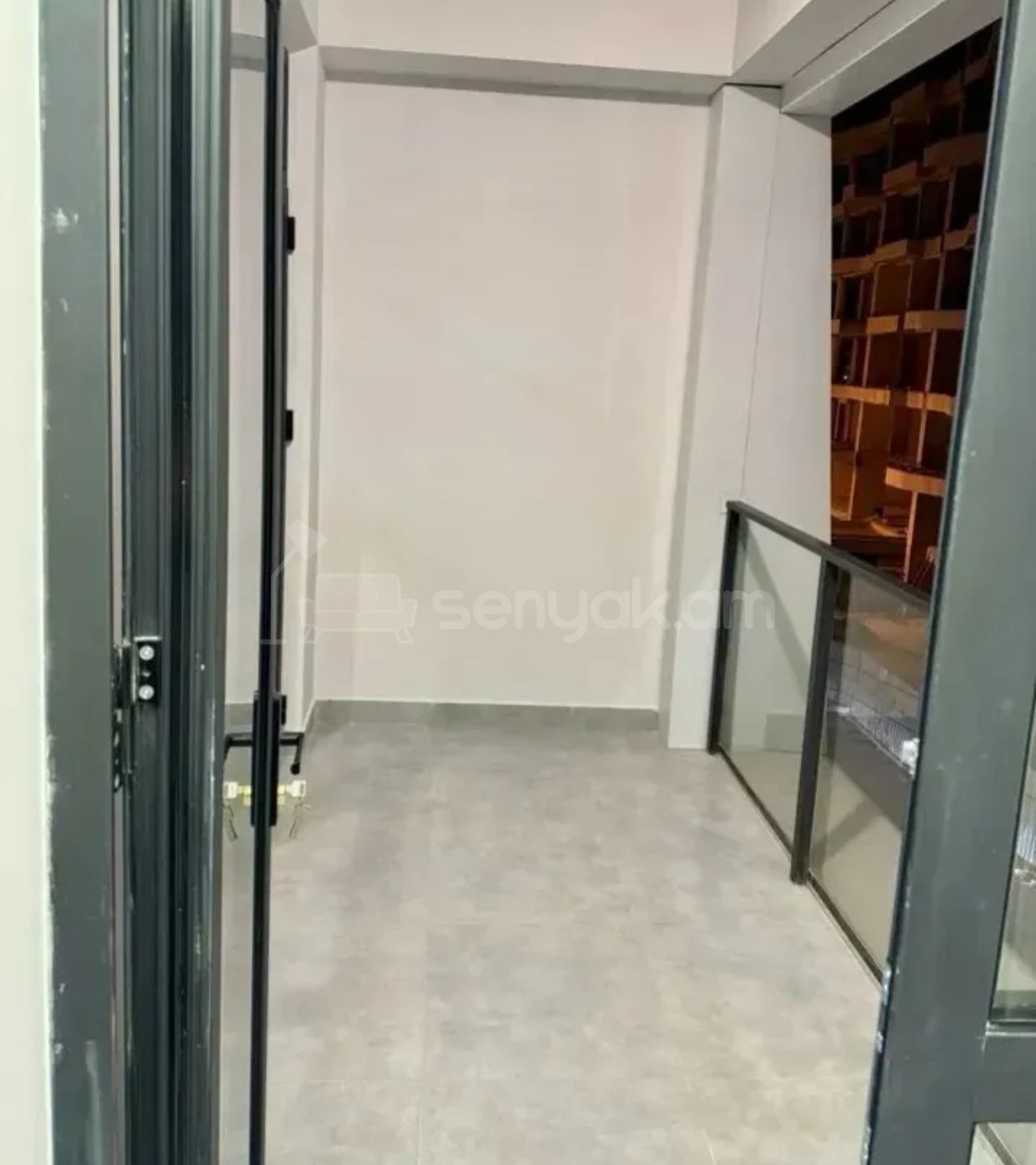 2 Սենյականոց Բնակարան Նորակառույցում, 52քմ, 9/15 հարկ, Դիզայներական Վերանորոգված