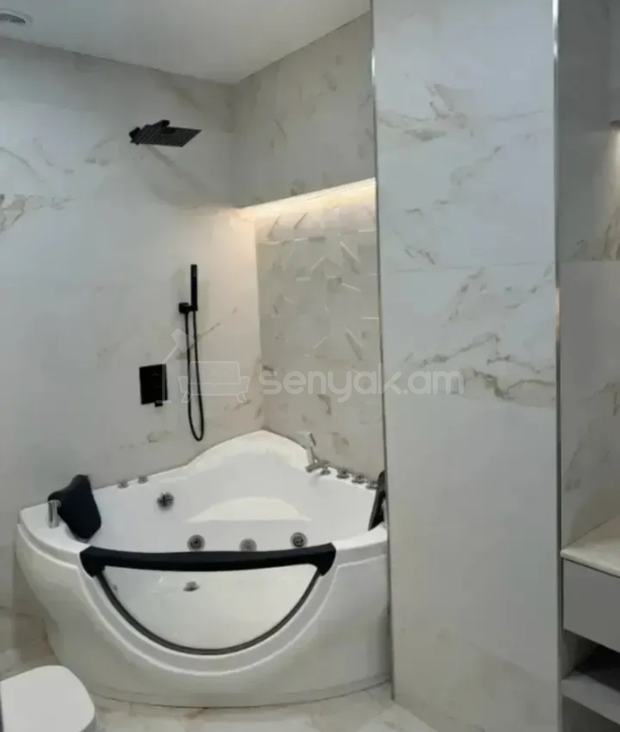 2 Սենյականոց Բնակարան, 57քմ, 6/18 հարկ, Կապիտալ Վերանորոգված