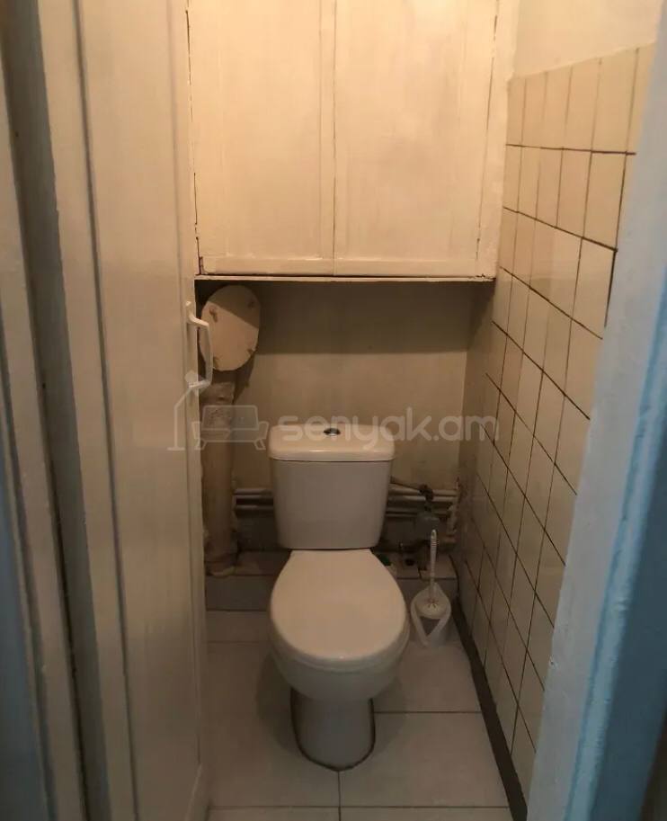 2 Սենյականոց Բնակարան Քարե Շենքում, 60քմ, 5/5 հարկ, Կոսմետիկ Վերանորոգված, Կահավորված