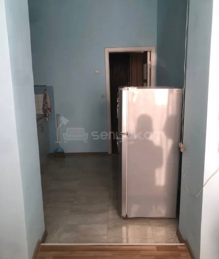 2 Սենյականոց Բնակարան Քարե Շենքում, 60քմ, 5/5 հարկ, Կոսմետիկ Վերանորոգված, Կահավորված
