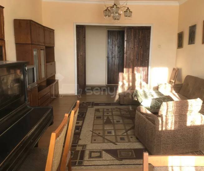 2 Սենյականոց Բնակարան Քարե Շենքում, 60քմ, 5/5 հարկ, Կոսմետիկ Վերանորոգված, Կահավորված