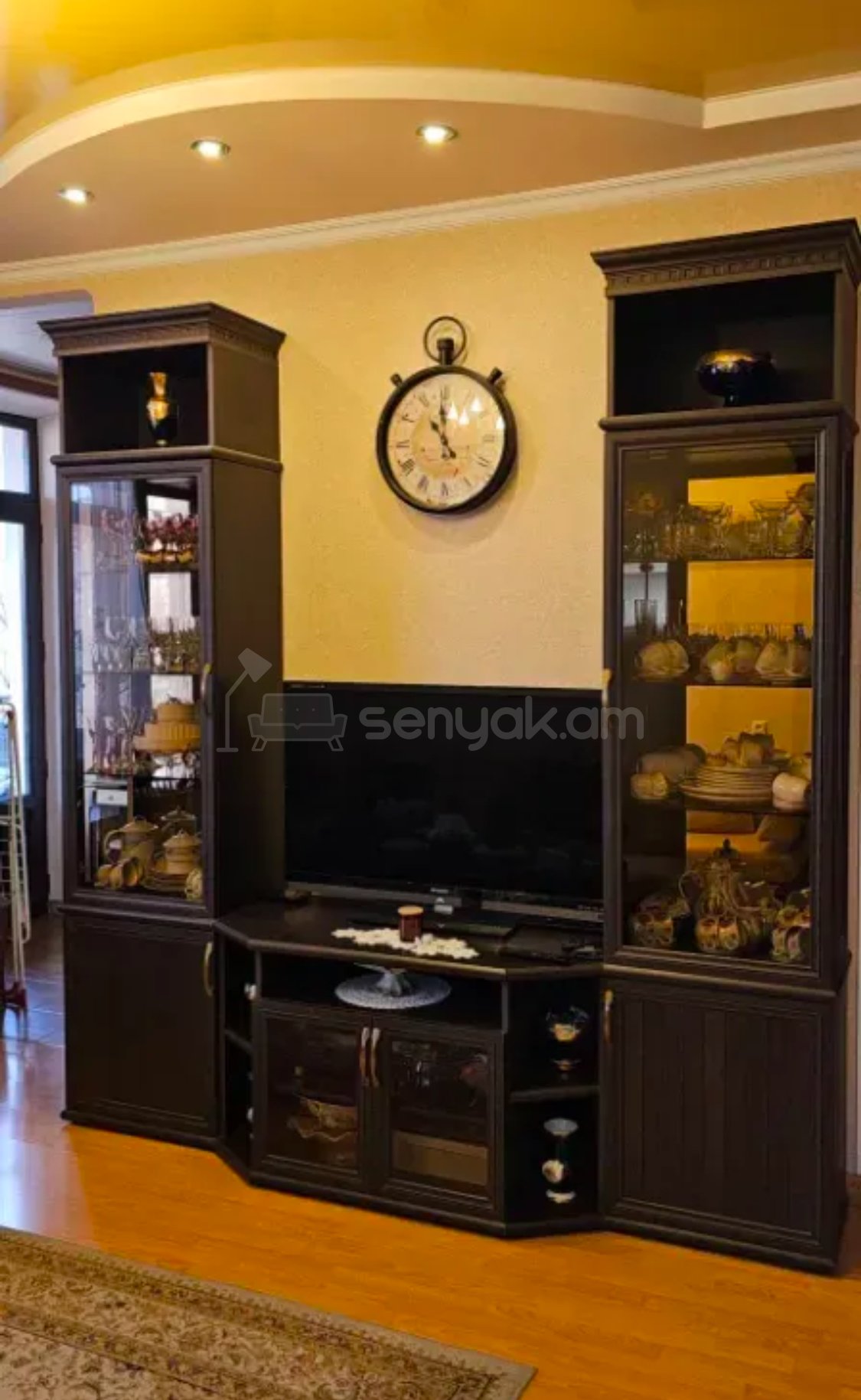 3 Սենյականոց Բնակարան Քարե Շենքում, 59քմ, 4/5 հարկ, Կապիտալ Վերանորոգված