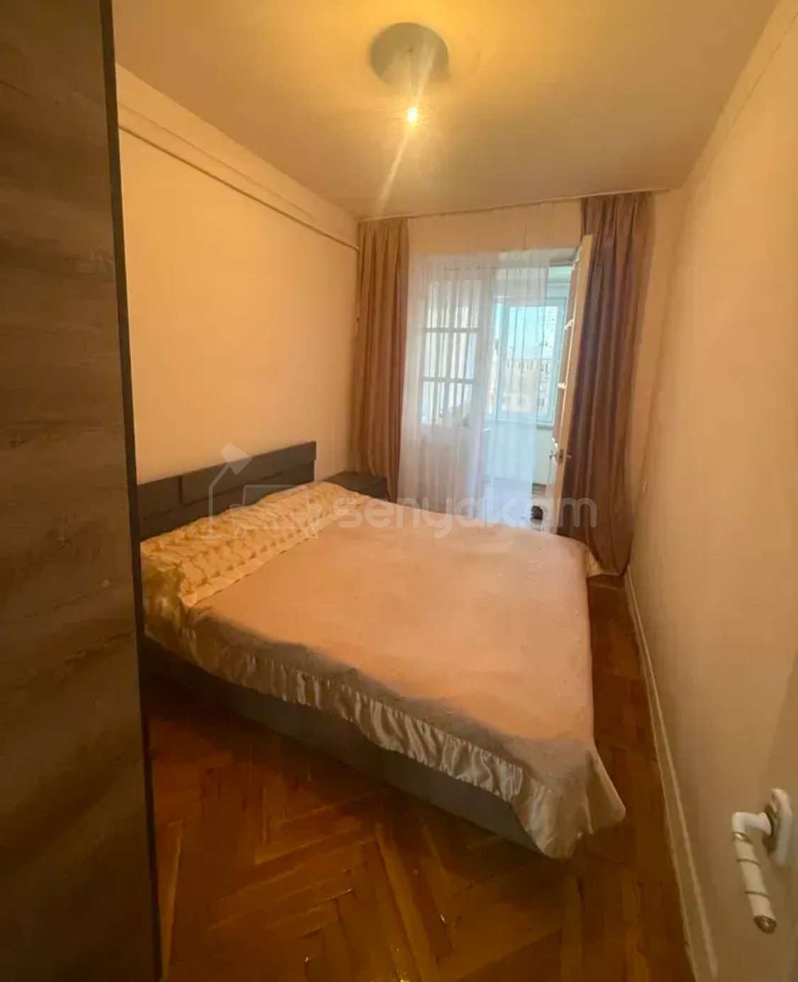 2 Սենյականոց Բնակարան Քարե Շենքում, 46քմ, 5/5 հարկ, Նորմալ Վիճակում