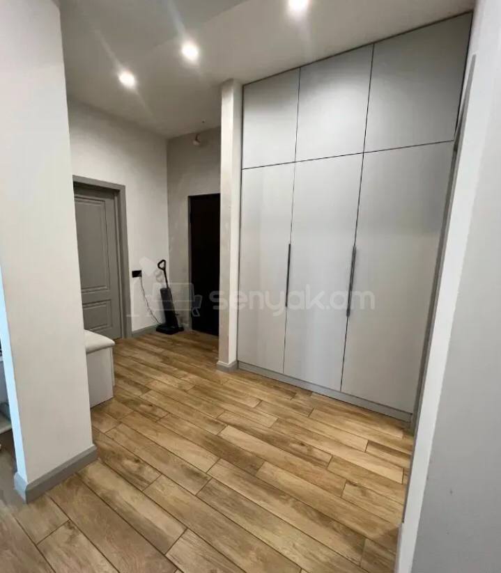 3 Սենյականոց Բնակարան Նորակառույցում, 72քմ, 8/18 հարկ, Կապիտալ Վերանորոգված