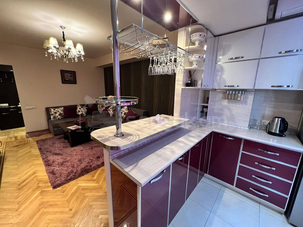 2 Սենյականոց Բնակարան, 45քմ, 7/9 հարկ, Կապիտալ Վերանորոգված, Կահավորված