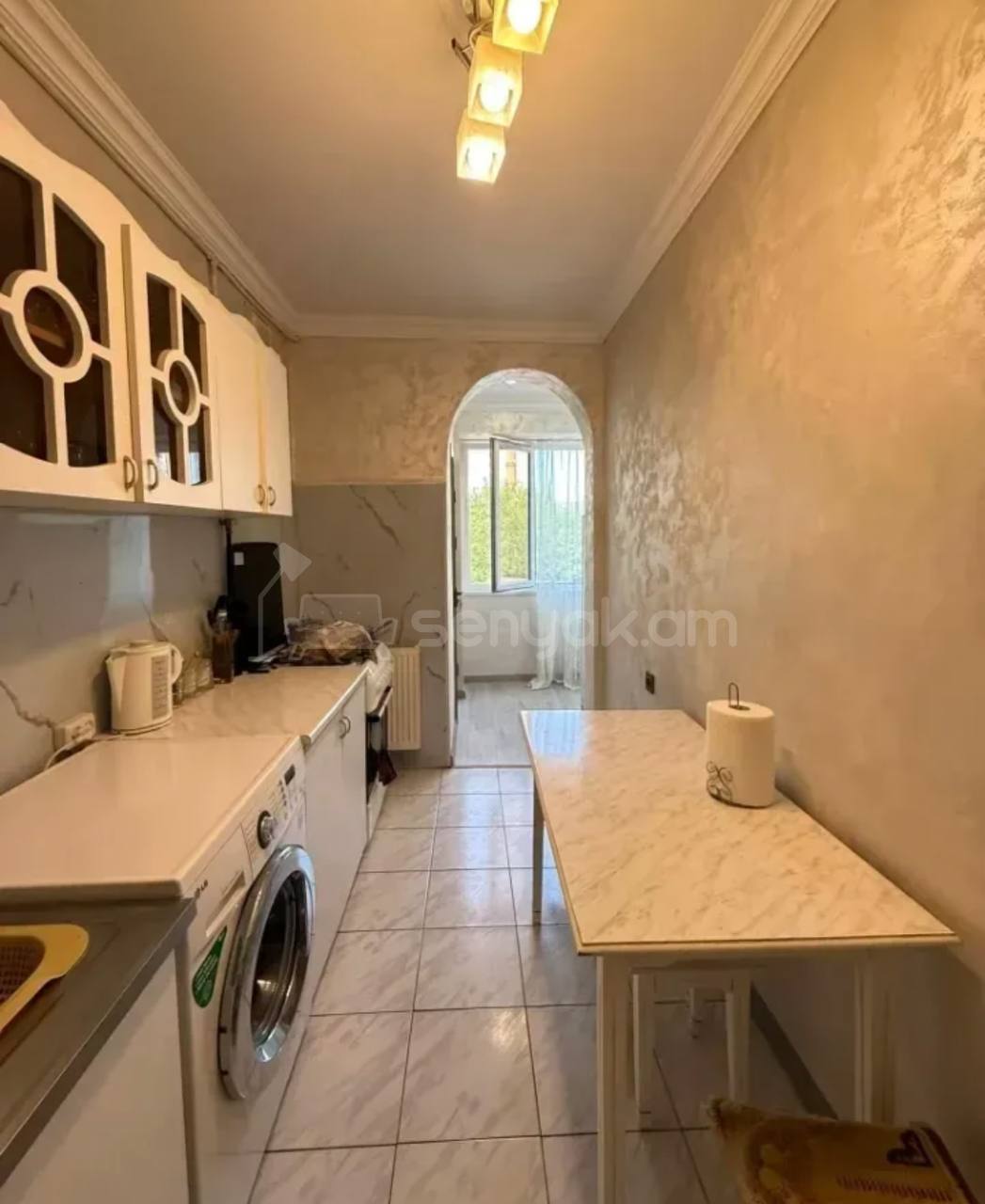 4 Սենյականոց Բնակարան, 83քմ, 3/9 հարկ, Կապիտալ Վերանորոգված