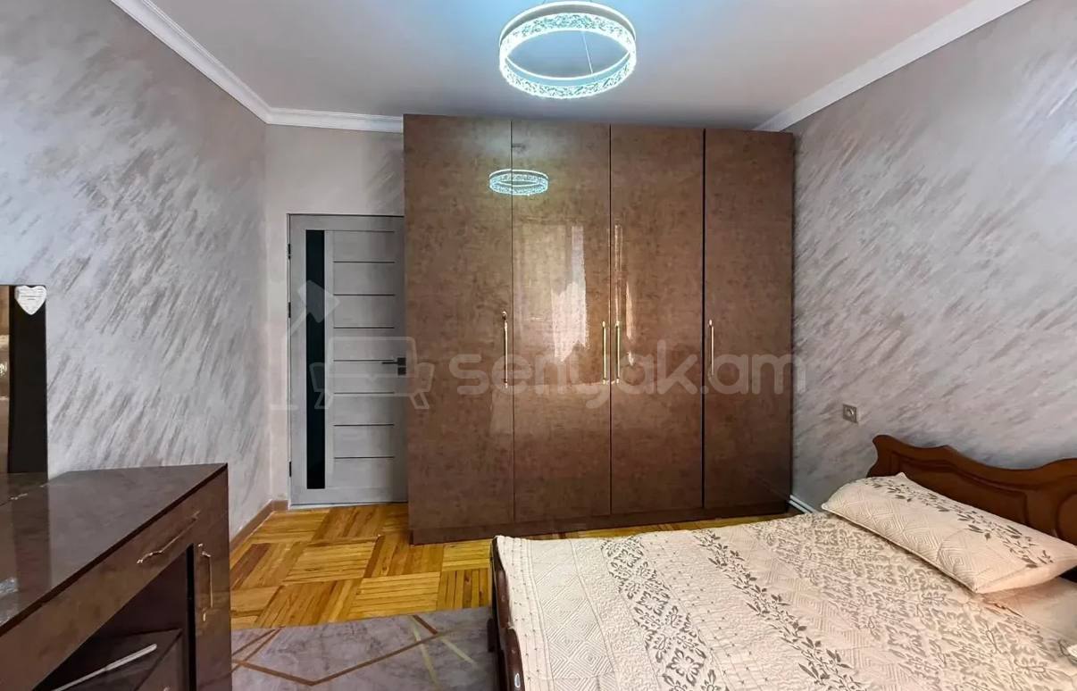 4 Սենյականոց Բնակարան, 83քմ, 3/9 հարկ, Կապիտալ Վերանորոգված
