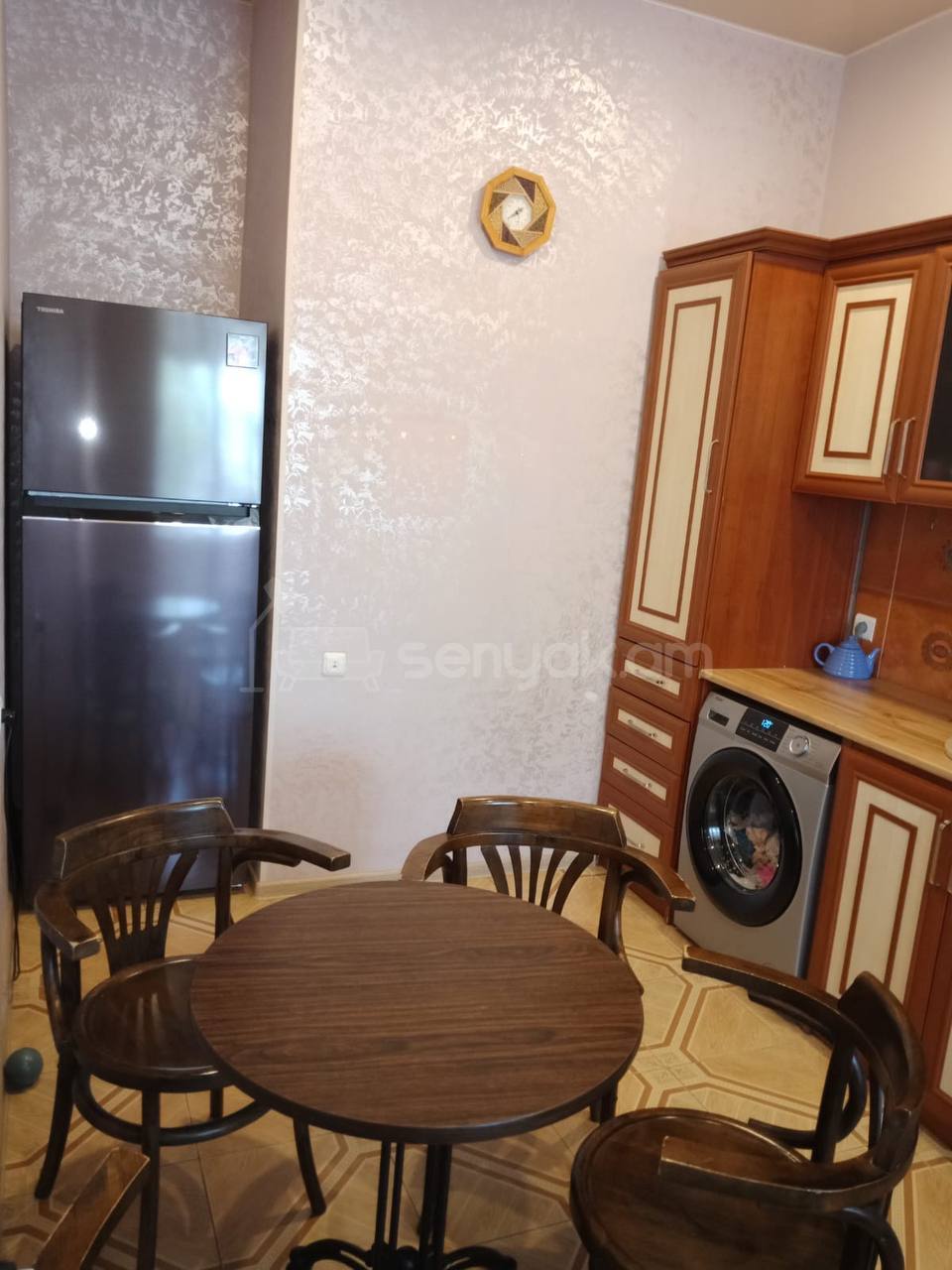 3 Սենյականոց Բնակարան, 82քմ, 1/9 հարկ, Կապիտալ Վերանորոգված, Կահավորված