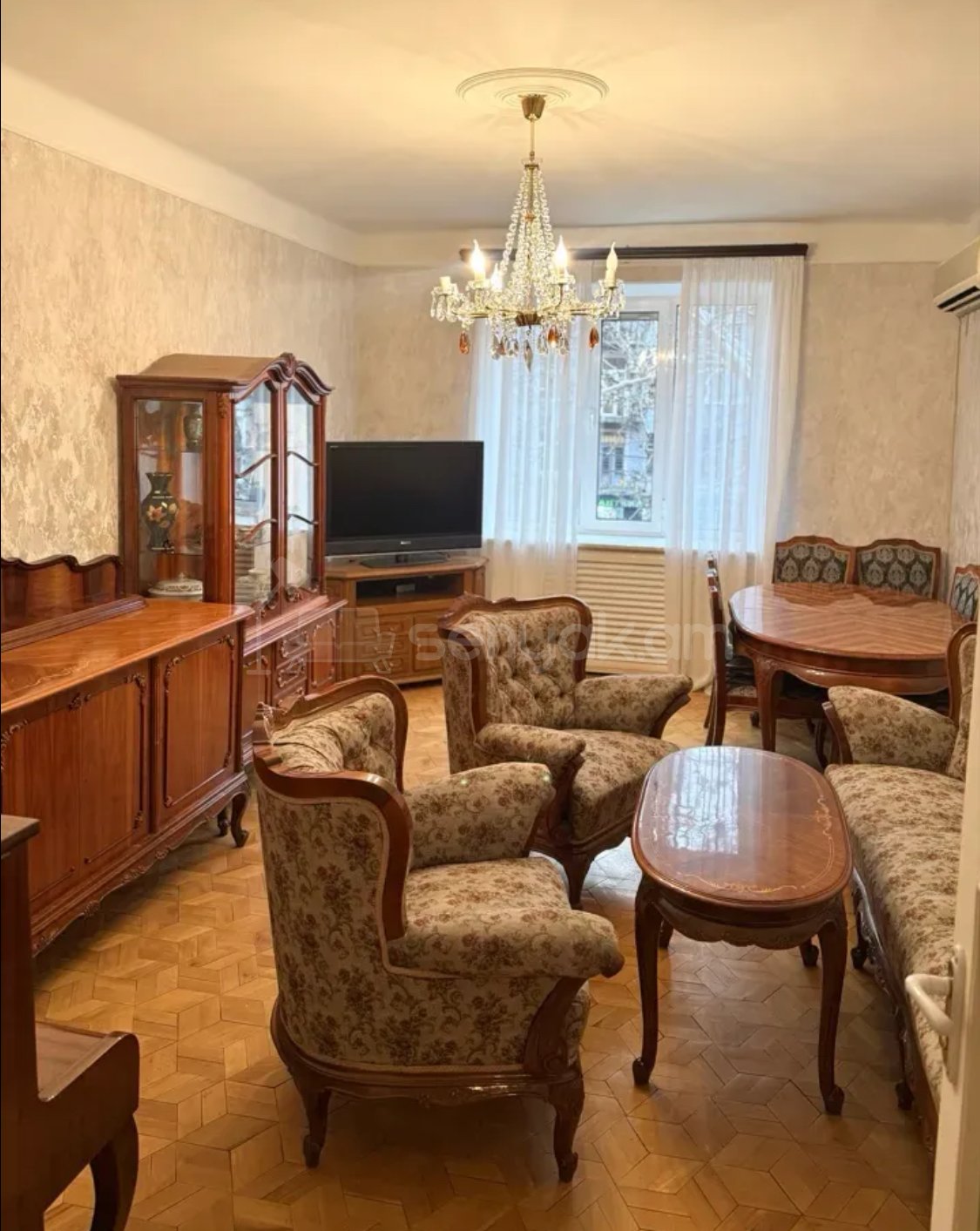 3 Սենյականոց Բնակարան Քարե Շենքում, 82քմ, 3/5 հարկ, Կապիտալ Վերանորոգված, Կահավորված