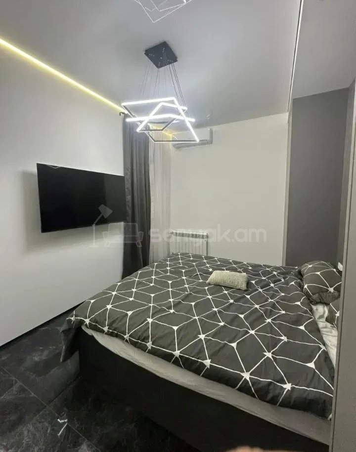 3 Սենյականոց Բնակարան Նորակառույցում, 83քմ, 14/18 հարկ, Դիզայներական Վերանորոգված