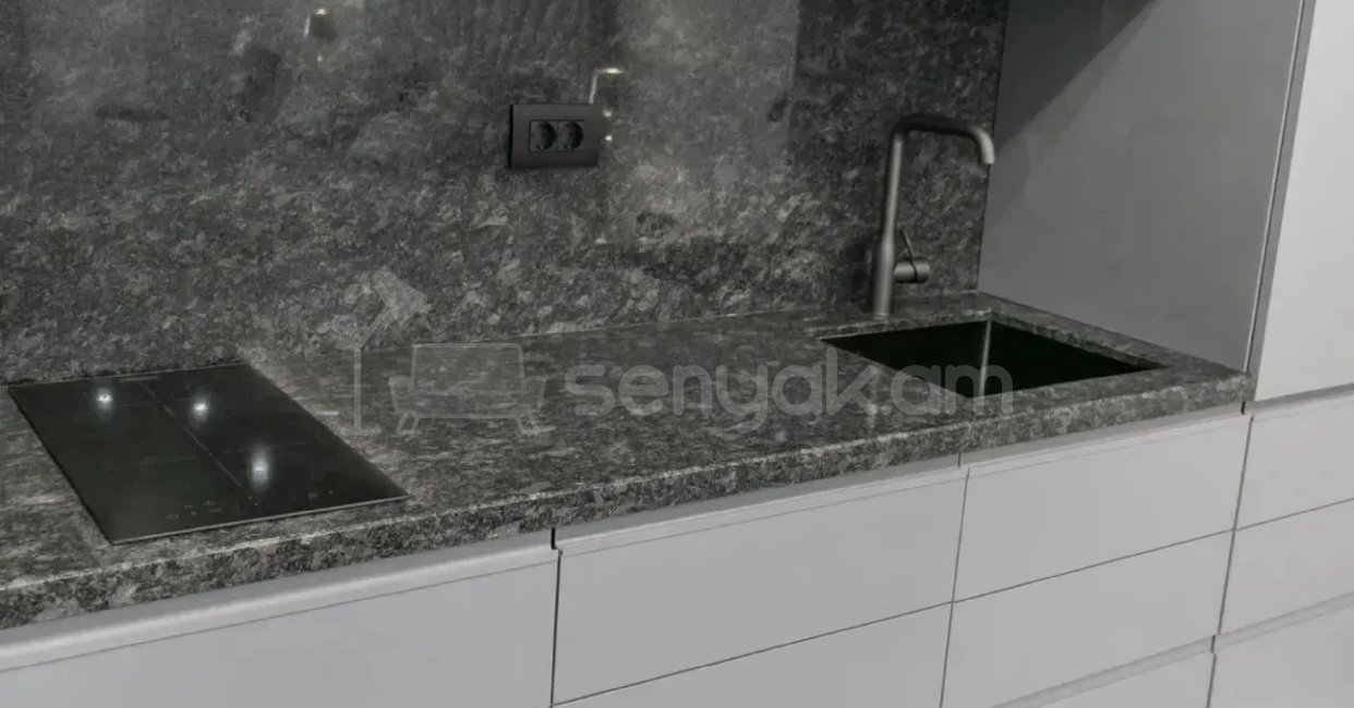 1 Սենյականոց Բնակարան, 100քմ, 3/9 հարկ, Դիզայներական Վերանորոգված