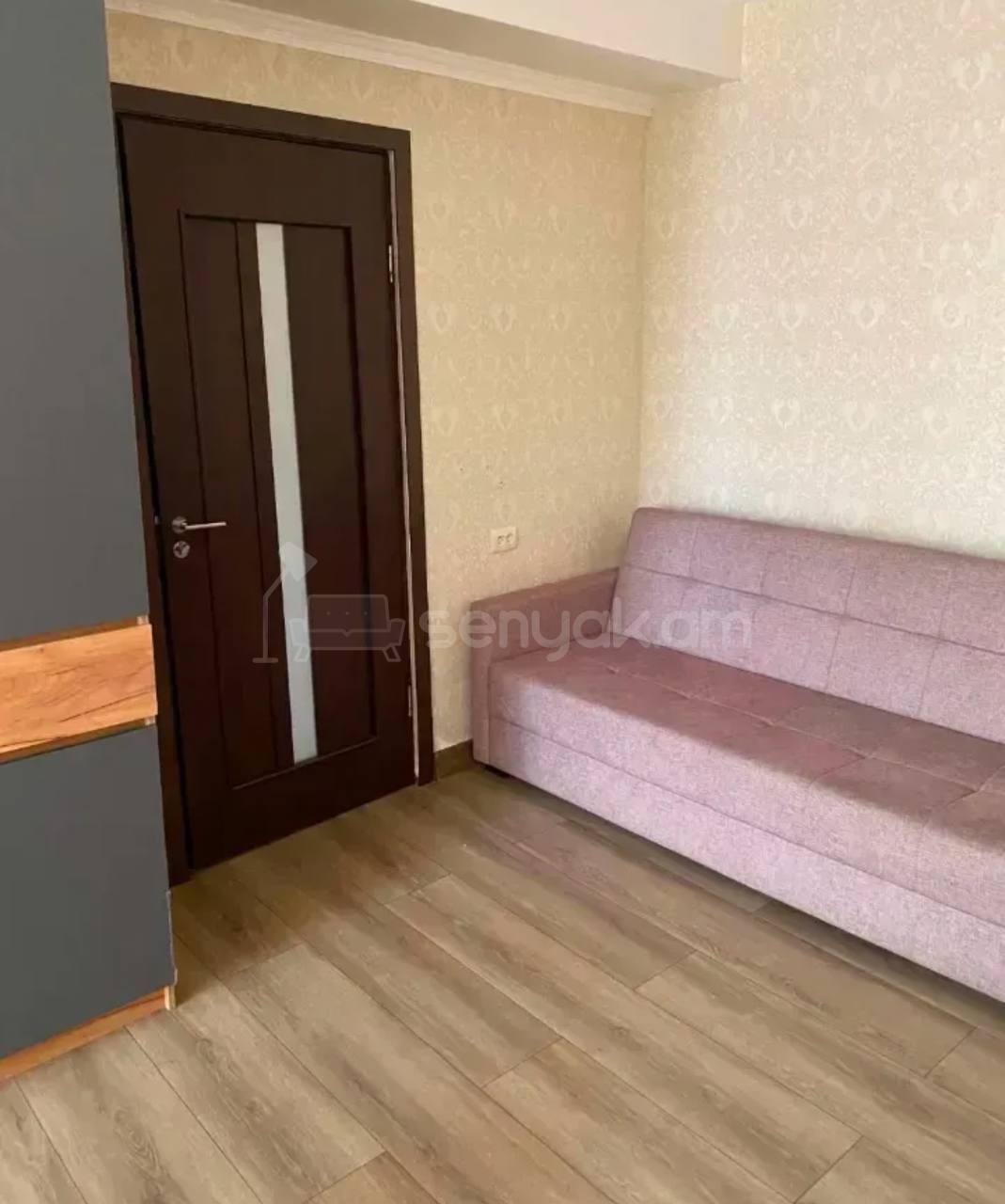 1 Սենյականոց Բնակարան, 41քմ, 3/9 հարկ, Կապիտալ Վերանորոգված