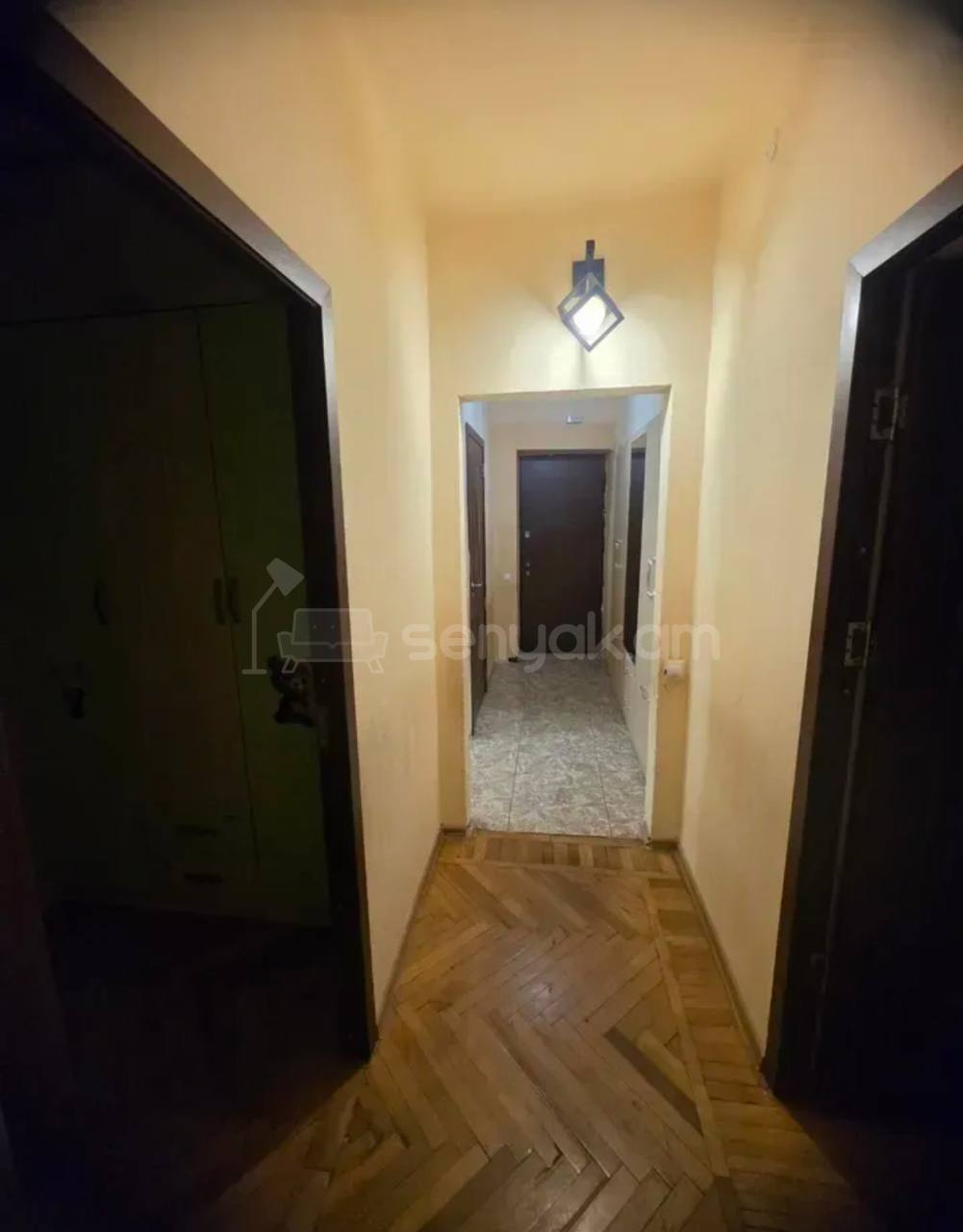3 Սենյականոց Բնակարան Քարե Շենքում, 91քմ, 2/4 հարկ, Կապիտալ Վերանորոգված
