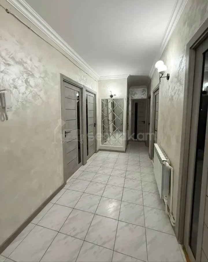 4 Սենյականոց Բնակարան, 83քմ, 3/9 հարկ, Կապիտալ Վերանորոգված