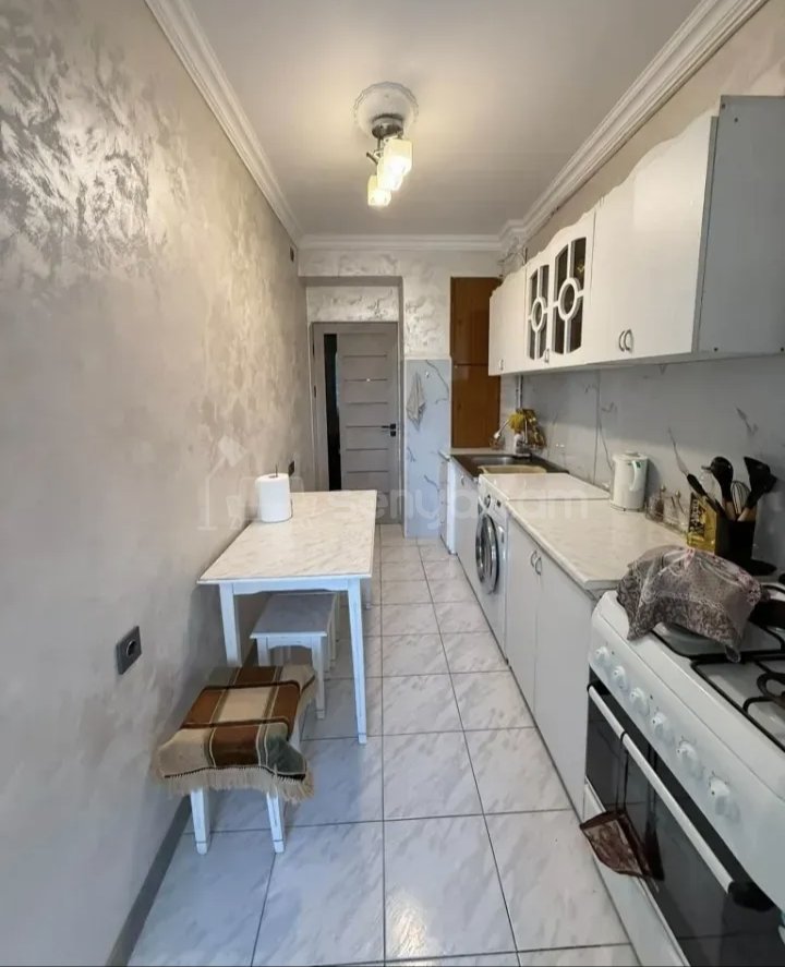 4 Սենյականոց Բնակարան, 83քմ, 3/9 հարկ, Կապիտալ Վերանորոգված