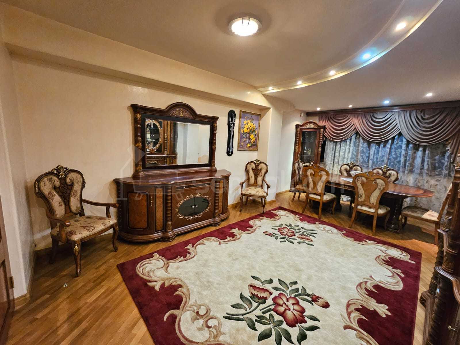3 Սենյականոց Բնակարան, 90քմ, 3/9 հարկ, Դիզայներական Վերանորոգված, Կահավորված, Արևկող