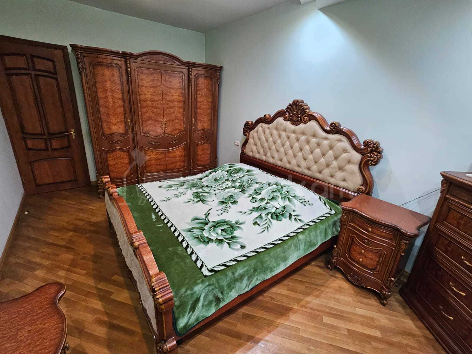 3 Սենյականոց Բնակարան, 90քմ, 3/9 հարկ, Դիզայներական Վերանորոգված, Կահավորված, Արևկող