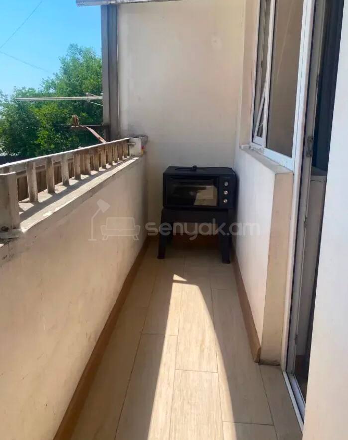2 Սենյականոց Բնակարան, 41քմ, 3/9 հարկ, Կապիտալ Վերանորոգված