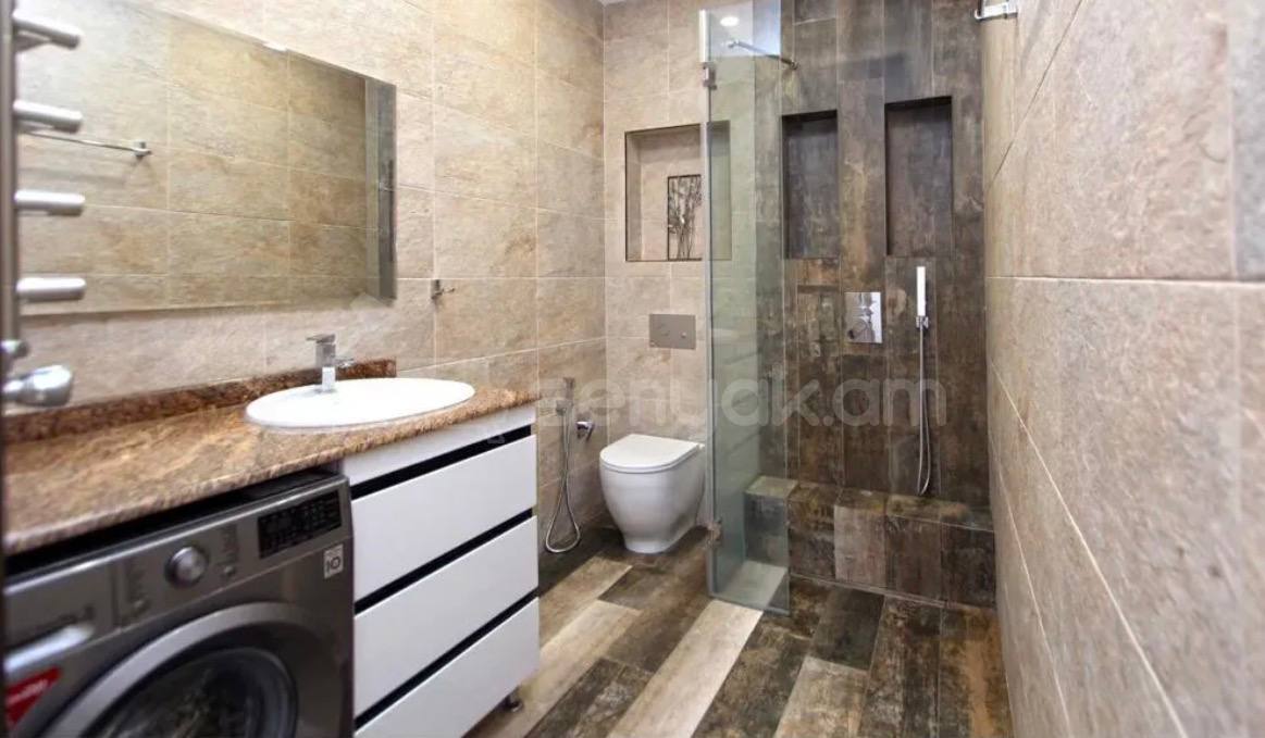 2 Սենյականոց Բնակարան Նորակառույցում, 60քմ, 9/10 հարկ, Կապիտալ Վերանորոգված, Կահավորված, Արևկող