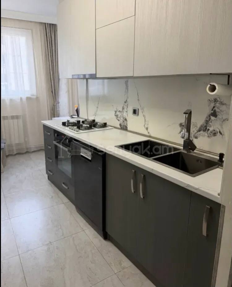 2 Սենյականոց Բնակարան, 60քմ, 13/16 հարկ, Կապիտալ Վերանորոգված