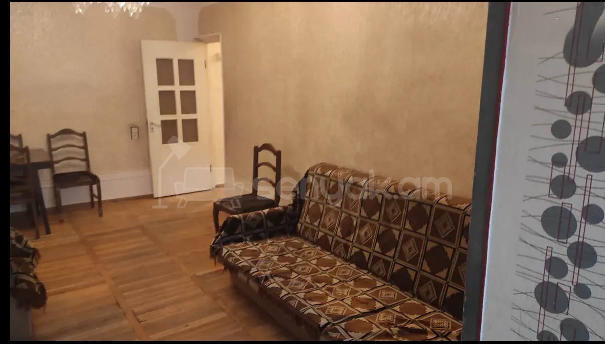 3 Սենյականոց Բնակարան Քարե Շենքում, 73քմ, 2/5 հարկ, Կապիտալ Վերանորոգված