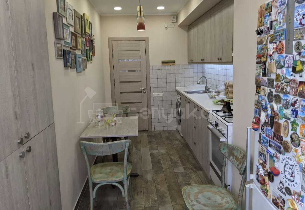 3 Սենյականոց Բնակարան, 94քմ, 4/16 հարկ, Կապիտալ Վերանորոգված