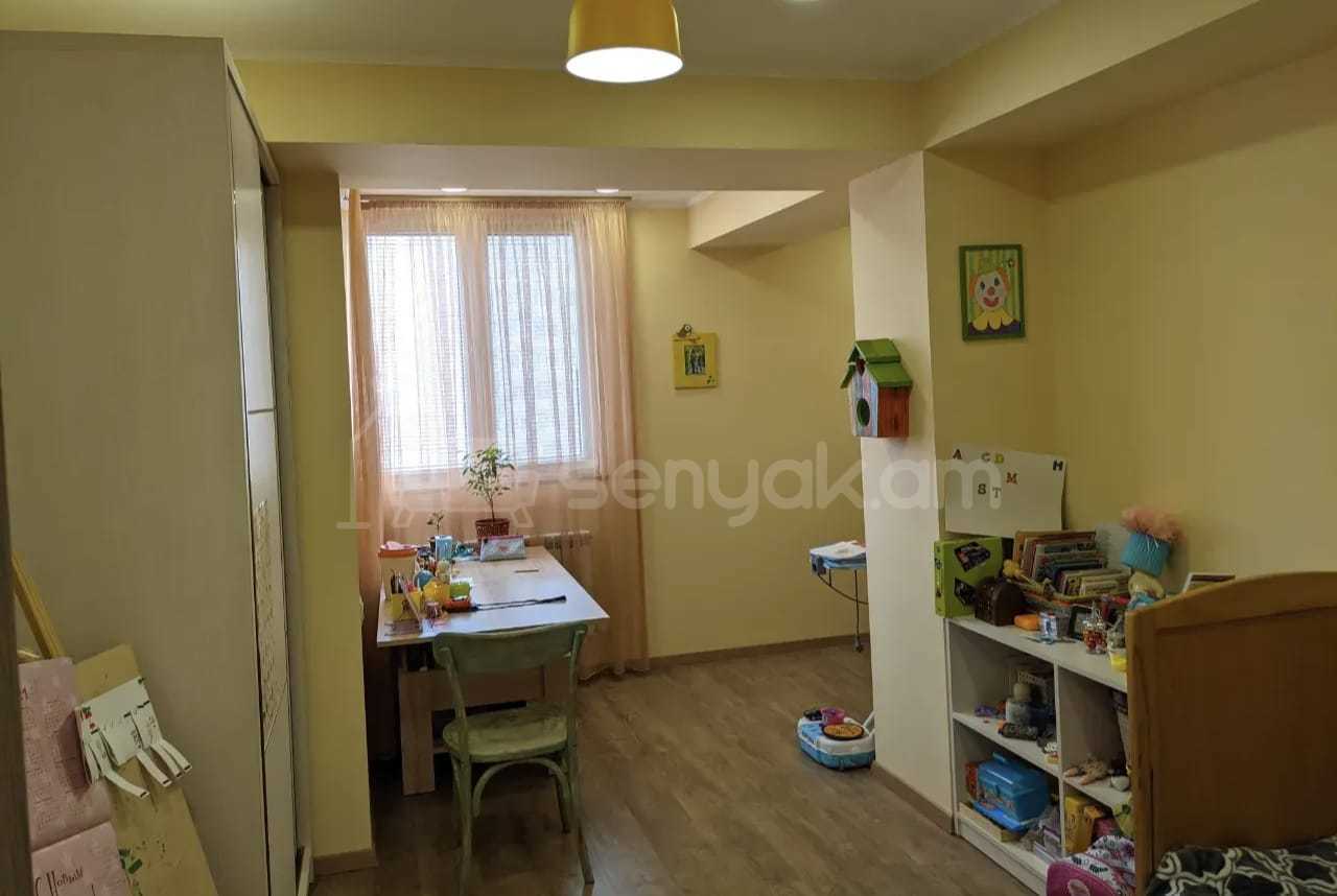 3 Սենյականոց Բնակարան, 94քմ, 4/16 հարկ, Կապիտալ Վերանորոգված