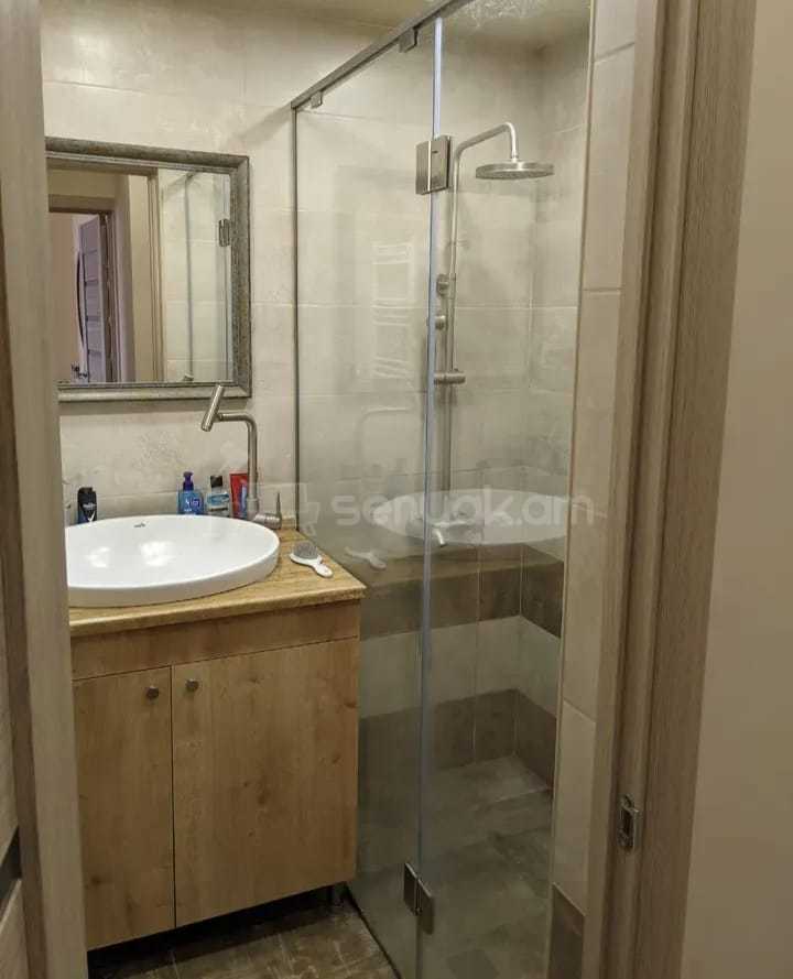 3 Սենյականոց Բնակարան, 94քմ, 4/16 հարկ, Կապիտալ Վերանորոգված