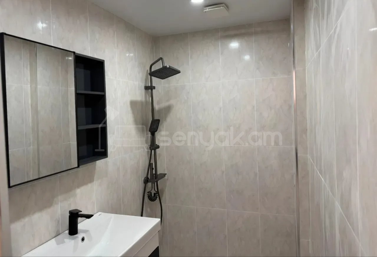 2 Սենյականոց Բնակարան, 57քմ, 8/9 հարկ, Կապիտալ Վերանորոգված