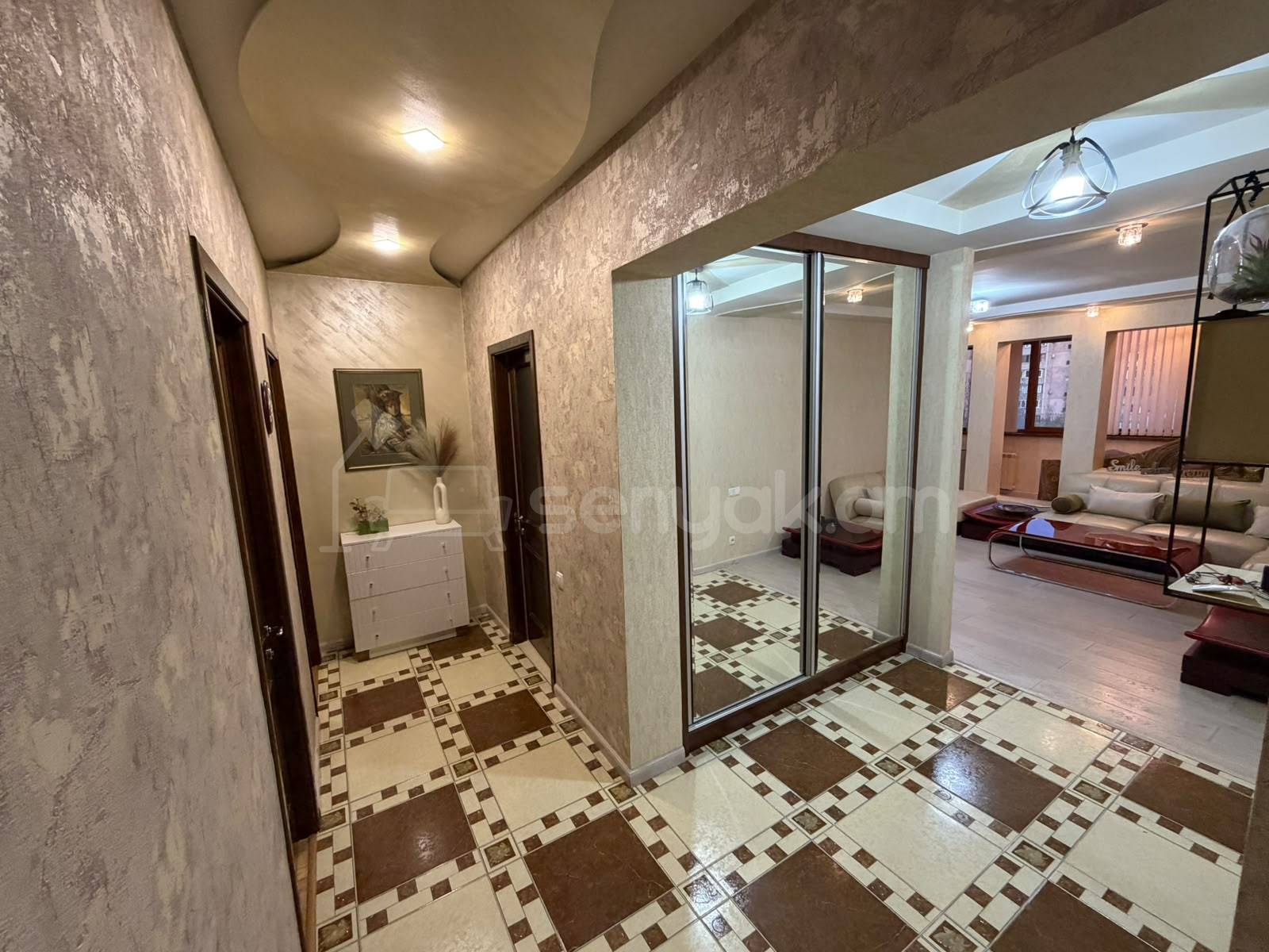 3 Սենյականոց Բնակարան, 97քմ, 7/9 հարկ, Կապիտալ Վերանորոգված