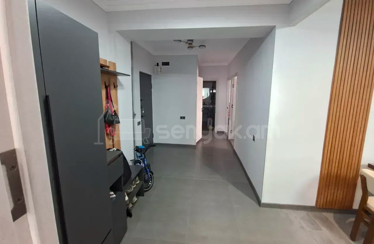 3 Սենյականոց Բնակարան Նորակառույցում, 98քմ, 14/16 հարկ, Կապիտալ Վերանորոգված
