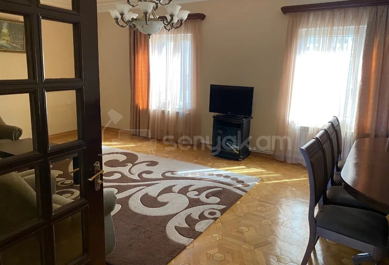 4 Սենյականոց Սեփական Տուն, 120քմ, Դիզայներական Վերանորոգված, Կահավորված