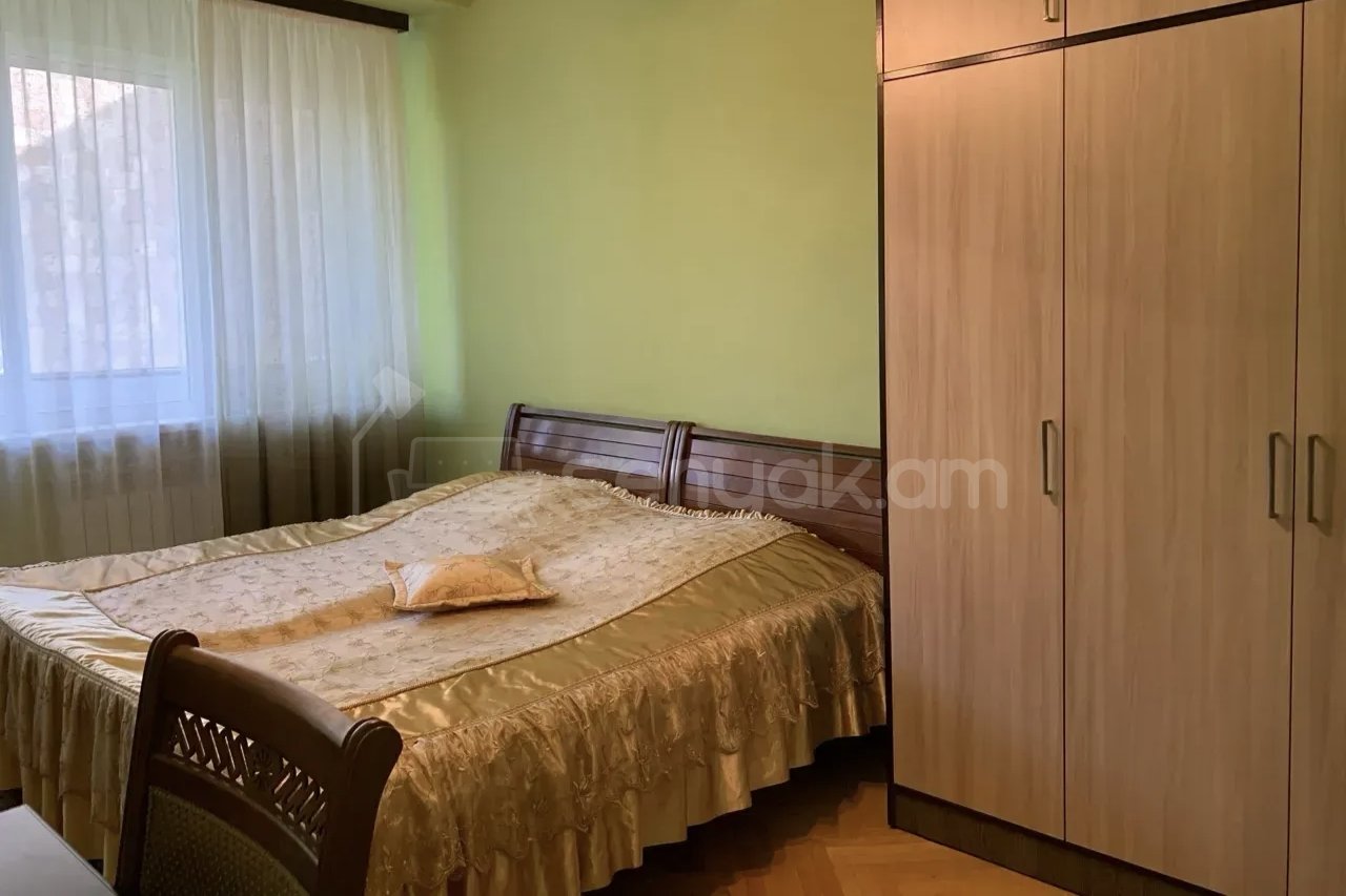 3 Սենյականոց Բնակարան, 93քմ, 2/10 հարկ, Կապիտալ Վերանորոգված