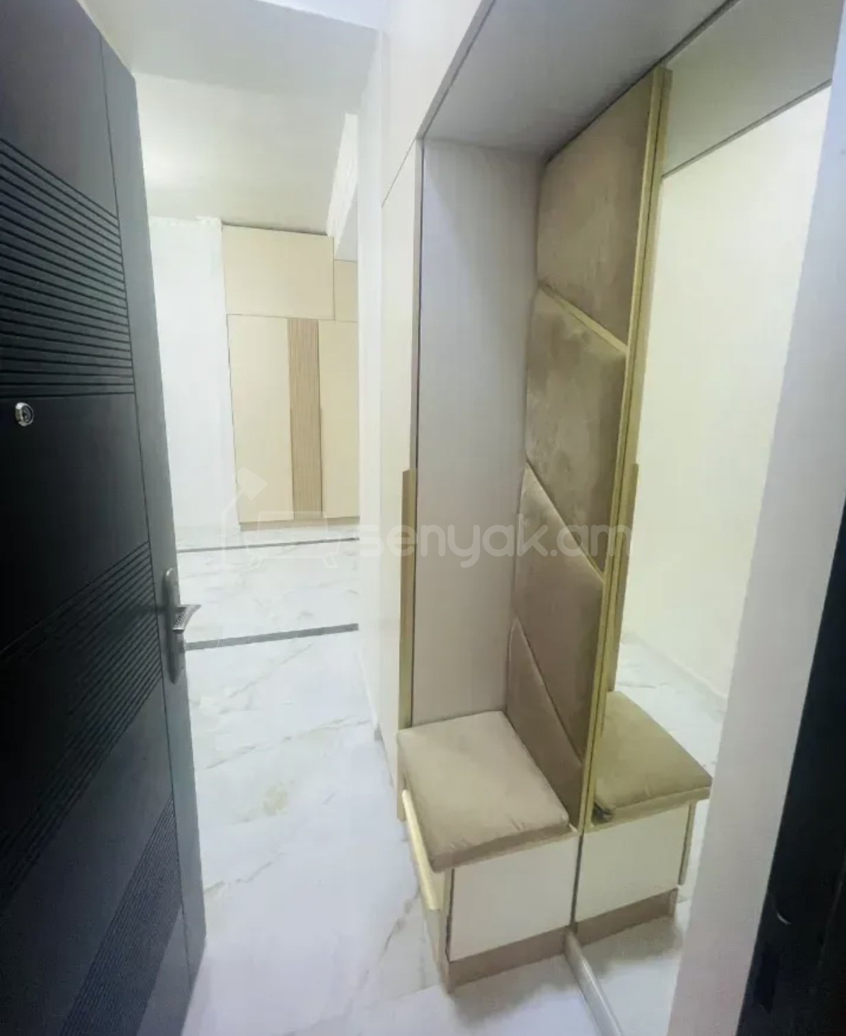 4 Սենյականոց Բնակարան Նորակառույցում, 124քմ, 8/15 հարկ, Դիզայներական Վերանորոգված