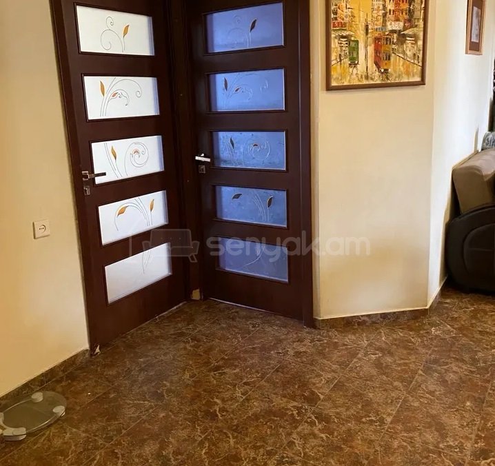 3 Սենյականոց Բնակարան, 94քմ, 9/10 հարկ, Կապիտալ Վերանորոգված